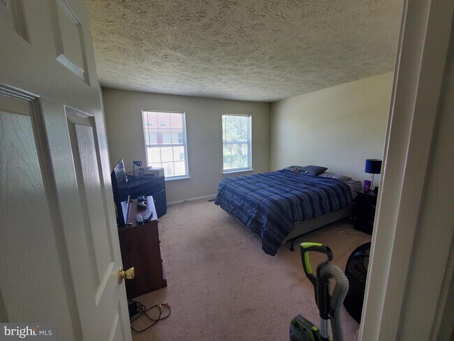 Building Photo - 5092 Bluehead Ct
