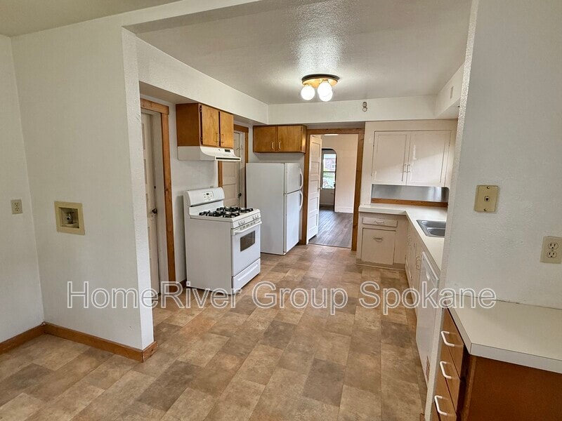 Primary Photo - 514 E Olympic Ave