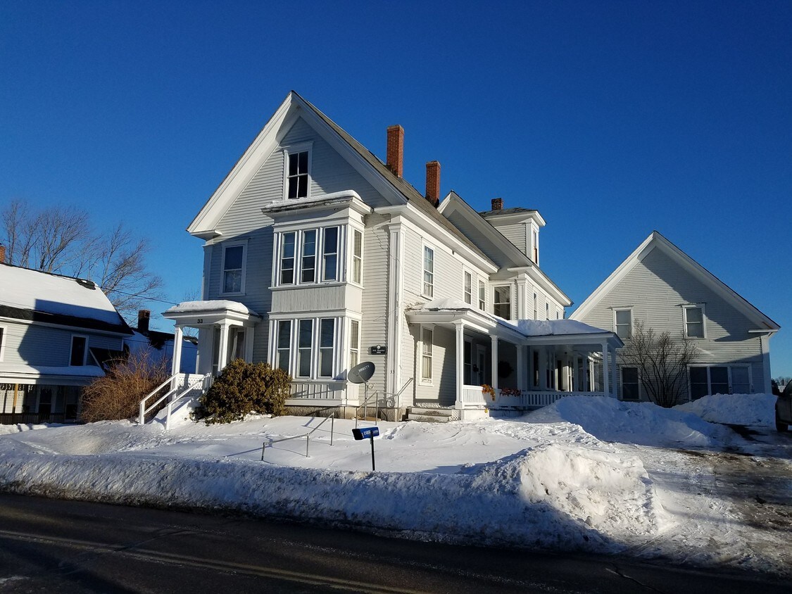 33 Bridge St, Pittsfield, NH 03263 Room for Rent in Pittsfield, NH