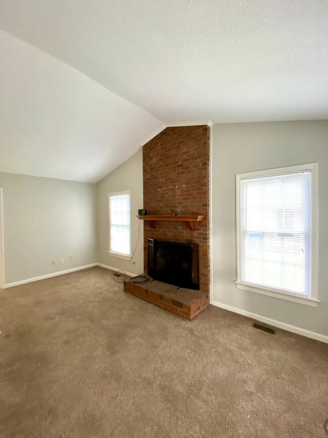 Building Photo - 2605 Byerly Dr N