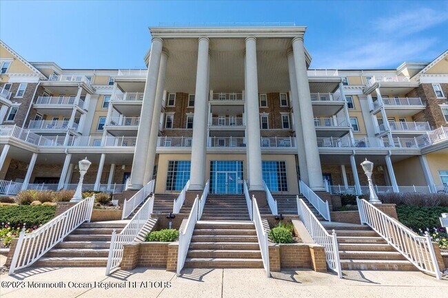 Building Photo - 700 Ocean Ave
