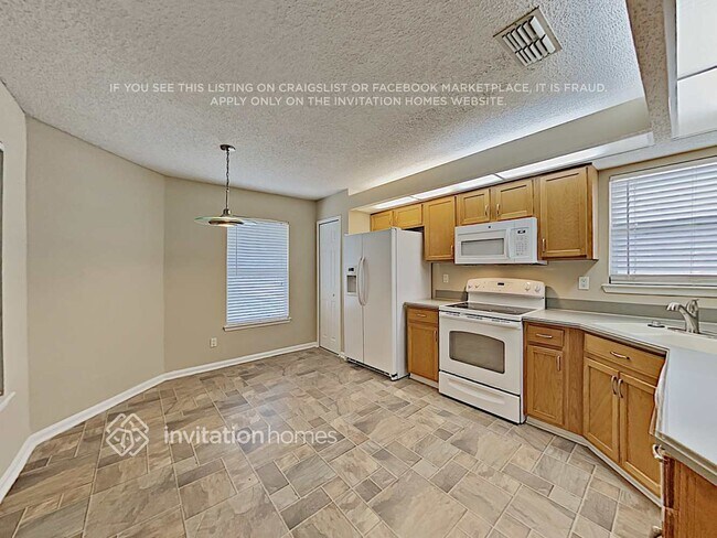 Foto del edificio - 10769 Las Colinas Way