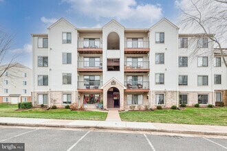 Building Photo - 9569 Coggs Bill Dr