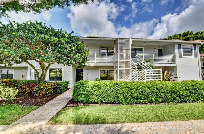 Building Photo - 7 Southport Ln