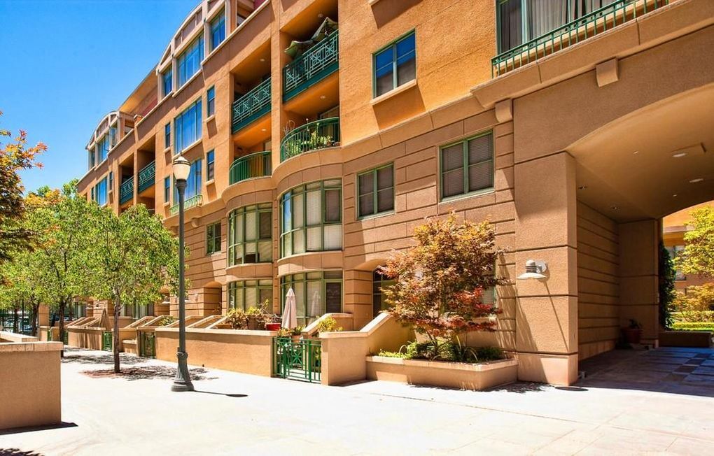 Foto principal - 144 S 3rd St