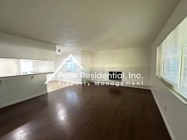Building Photo - 5732 Garfield Ave