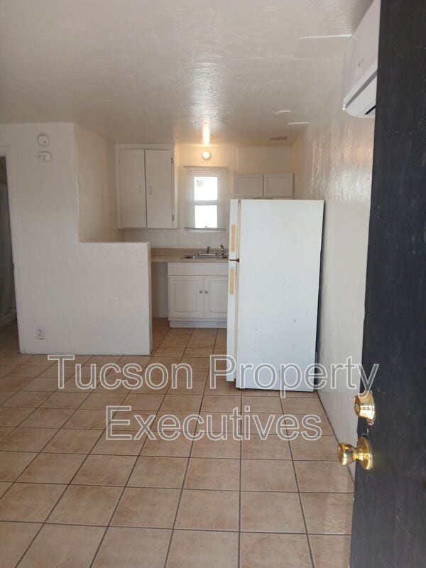 Foto del edificio - 1951 E Benson Hwy