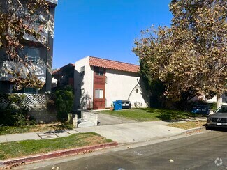 Building Photo - 4325 Dixie Canyon Ave