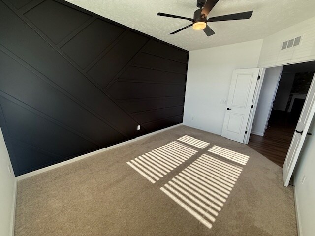 Foto del edificio - 148 Country Meadow Ln