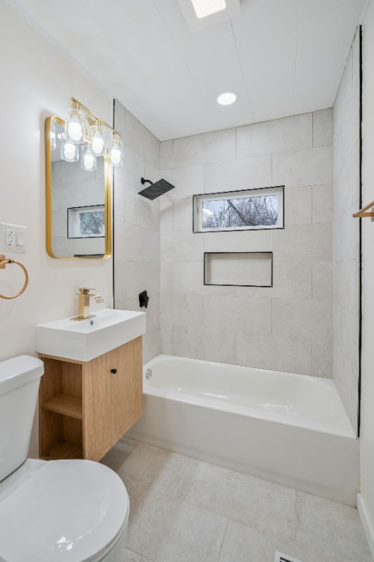 Building Photo - 2519 Walker Ave