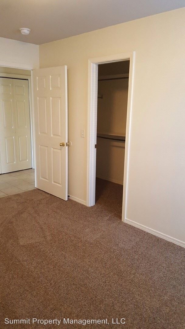 Foto del edificio - 3241 Singletree Ave
