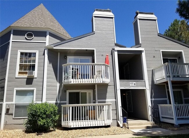 Building Photo - 4450 S Pitkin St