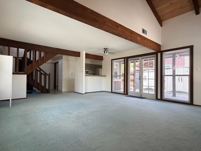 Building Photo - 3 Bed, 2 Bath Condo in Bear Valley READY NOW!