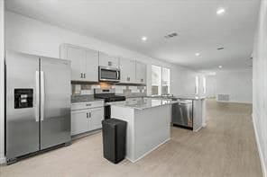 Building Photo - 511 Louis Ln