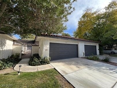 Building Photo - 3452 Pino Cir