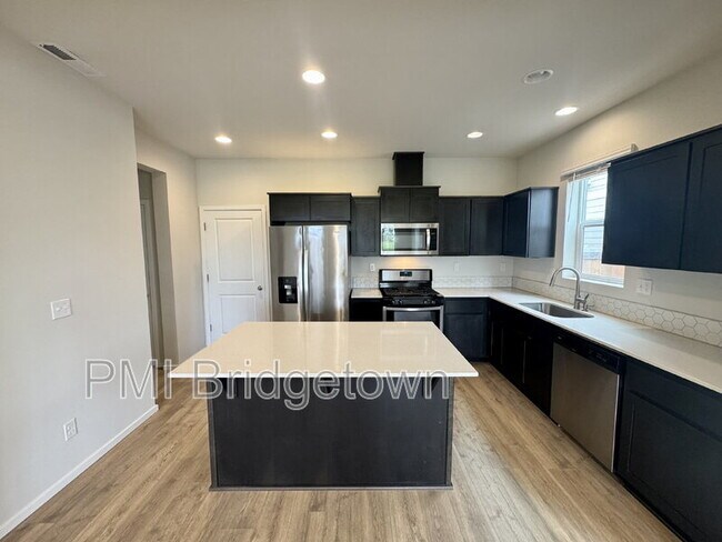 Foto del edificio - 16355 NW Morello Wy