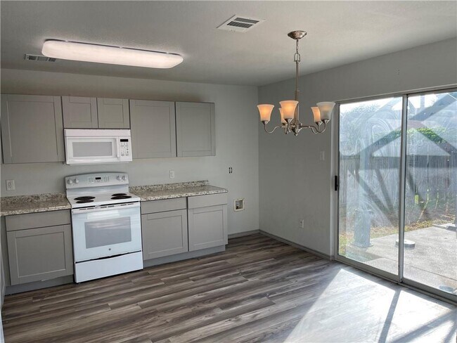 Building Photo - 5612 Man O War Dr