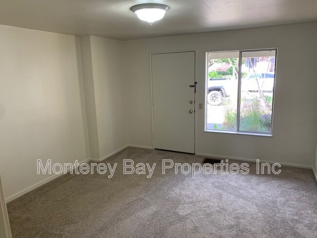 Building Photo - 109 Solano Ave