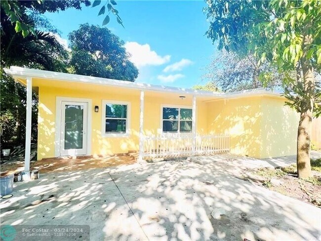 Foto del edificio - 5605 Polk St