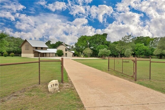 Building Photo - 1700 Co Rd 130
