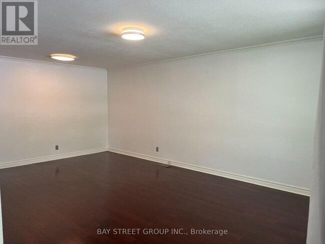 Building Photo - 414 Oceanside Ave