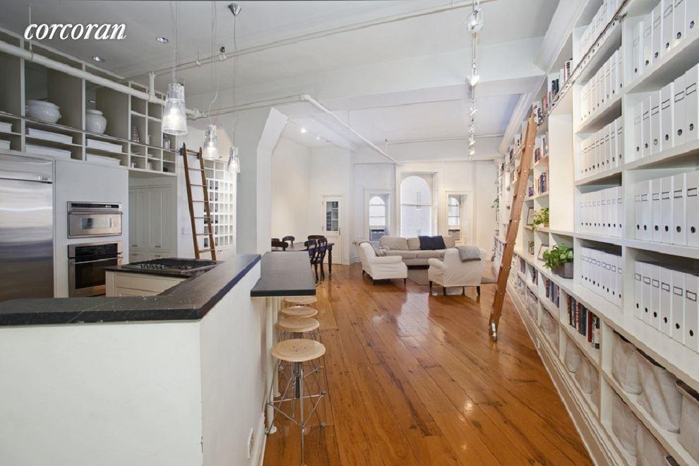 Foto principal - 1200 Broadway St