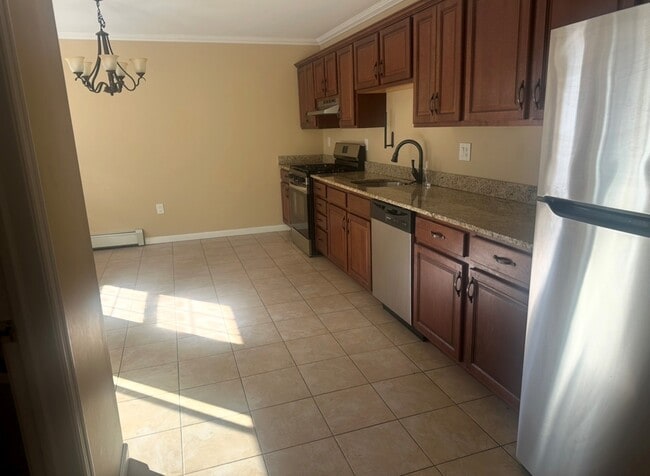 Building Photo - 415 N 5th Ave