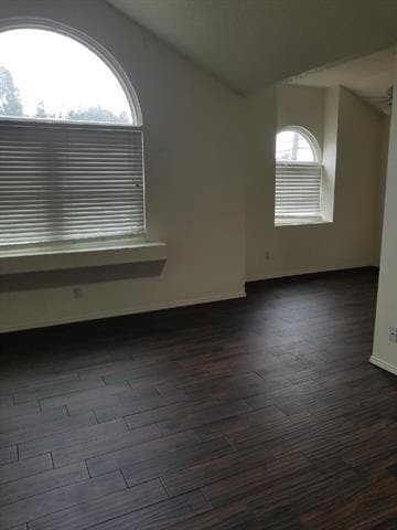 Building Photo - 6701 Driffield Cir E