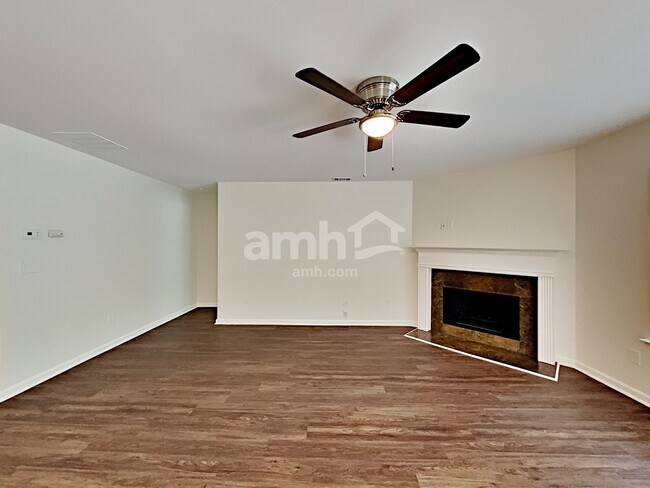 Building Photo - 3065 Carnegie Hall Ct