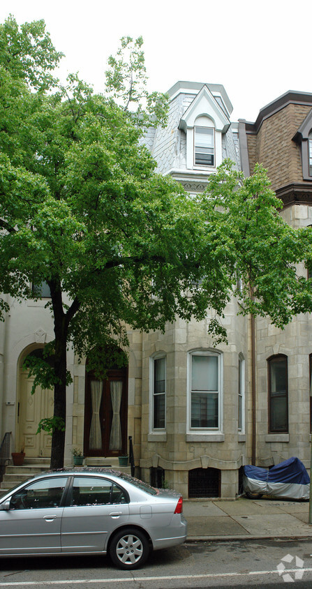 Building Photo - 140 N 21st St