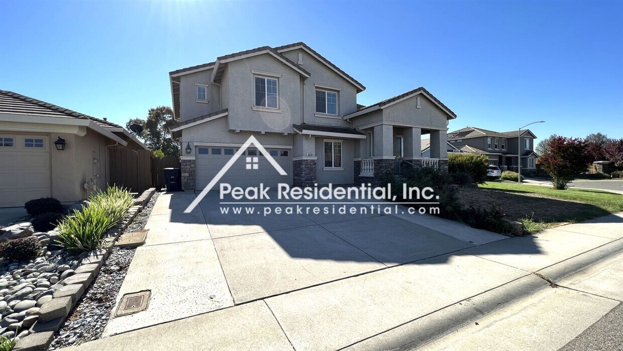 4 br, 3 bath House 10938 Viano Ct House Rental in Rancho Cordova