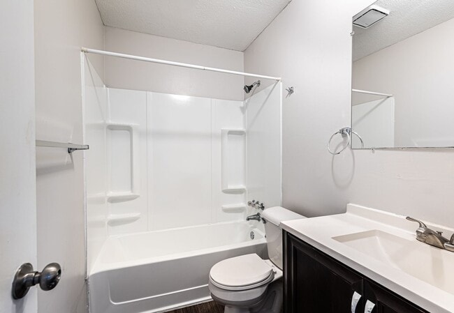 Interior Photo - The Brooks at 808
