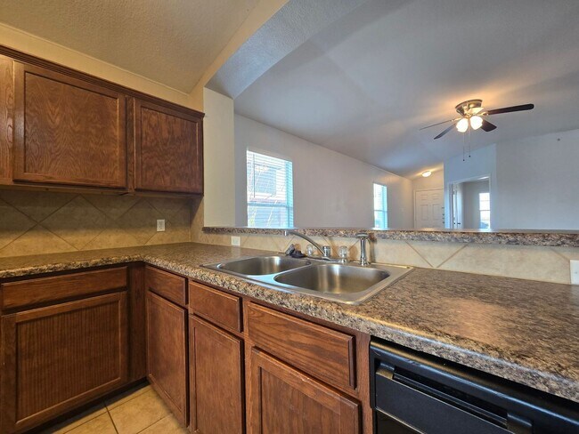 Building Photo - RENT REDUCTION - AVAILABLE NOW!