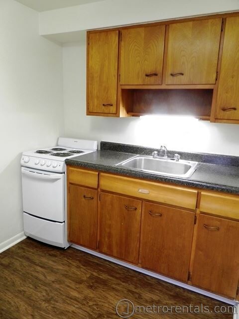 Foto del edificio - 1075 Bryden Rd