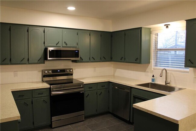 Foto del edificio - 4003 Holt Ave