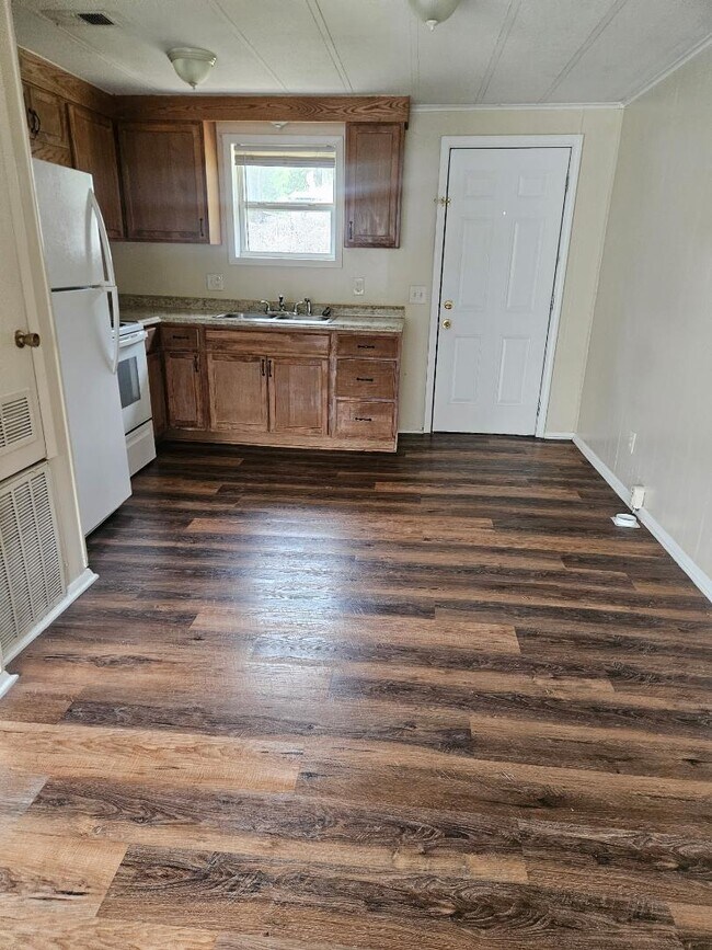 Foto del edificio - 30 Gees Ln