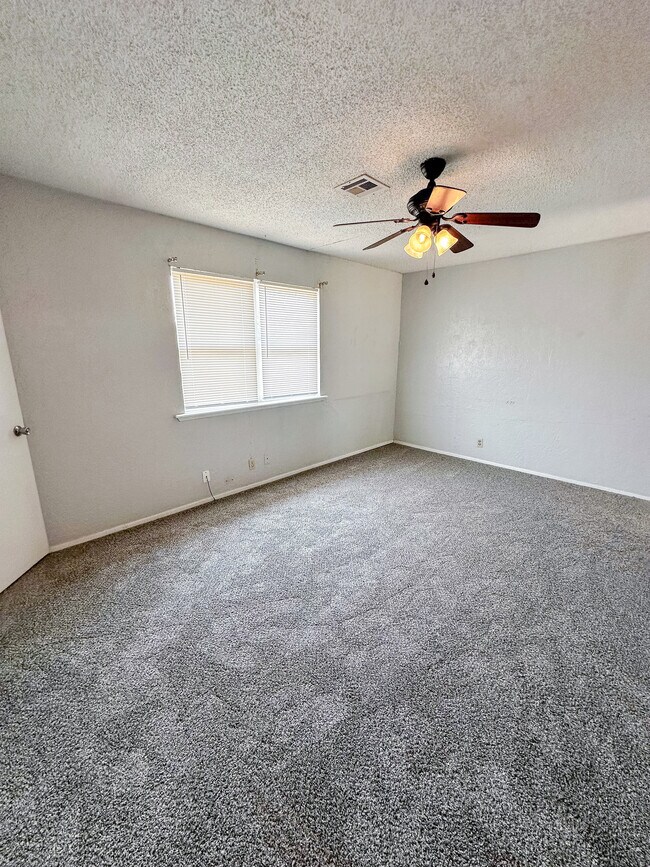 Foto del edificio - 106 Oak St