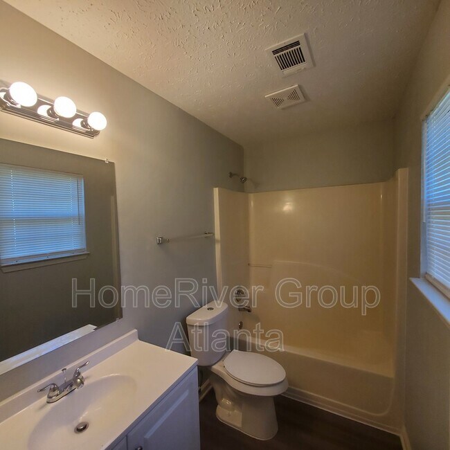 Building Photo - 4729 Coker Dr