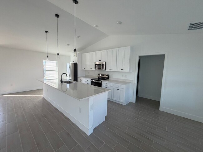 Foto del edificio - 1607 Ne-36 Ln