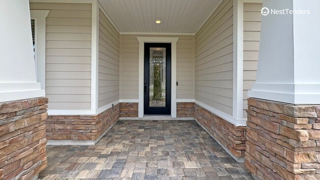 Building Photo - Exceptional Amelia Walk Home!