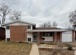 Building Photo - 3289 Troy St