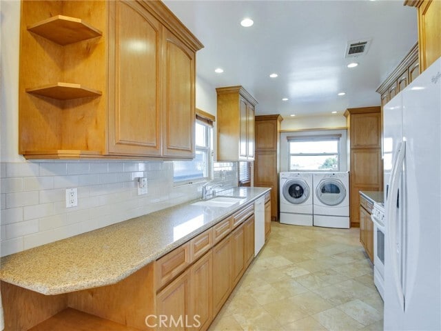 Building Photo - 28733 Enrose Ave