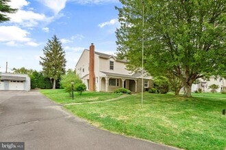 Building Photo - 421 Lafayette St Building Photo - 421 Lafayette St