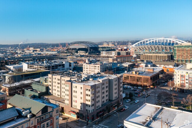 Foto del edificio - 701 8th Ave S