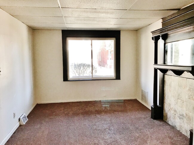 Building Photo - 5440 Jackson St