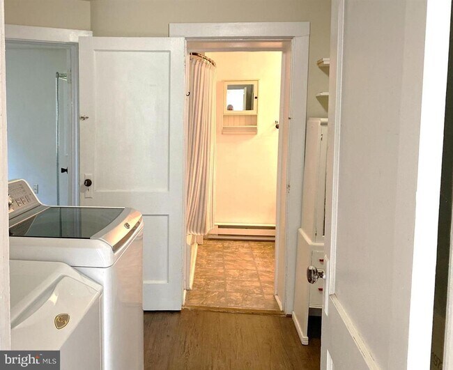 16 S Loudoun St, Lovettsville, VA 20180 House Rental in Lovettsville