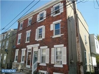 Primary Photo - 212 Pearl St