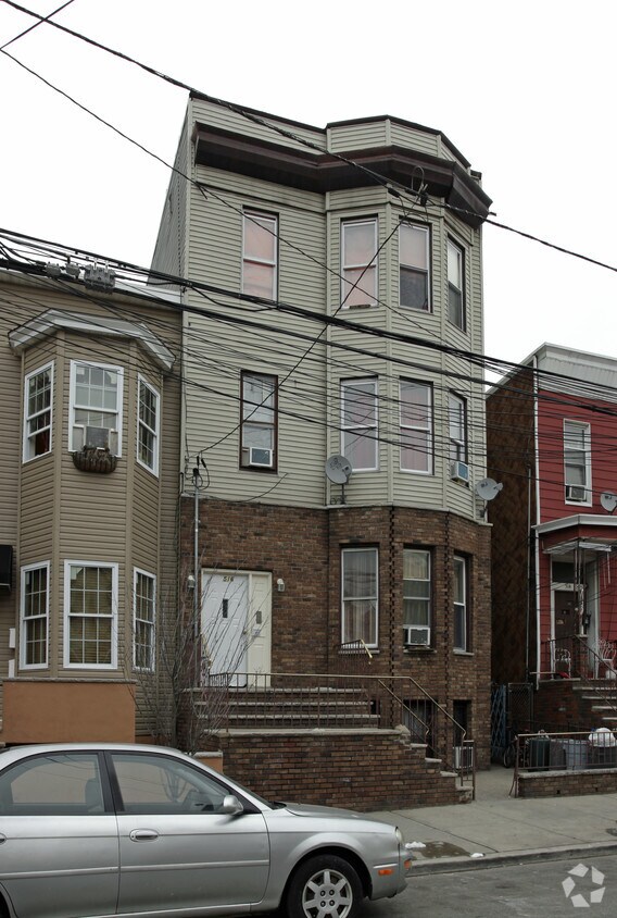 Foto principal - 516 10th St