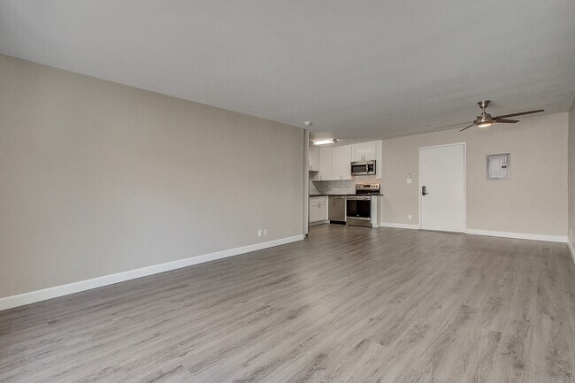 Interior Photo - eight70