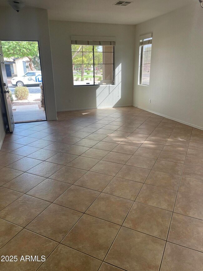 Building Photo - 18785 E Kingbird Dr